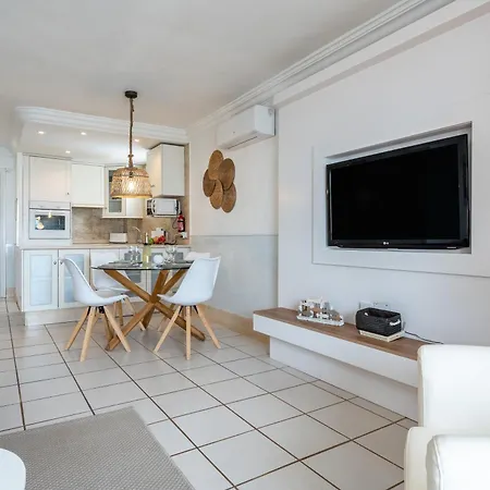 Sea Front House Micaela G Διαμέρισμα *