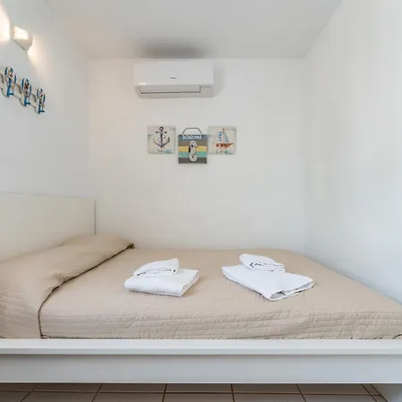 Apartamento Sea Front House Micaela G *