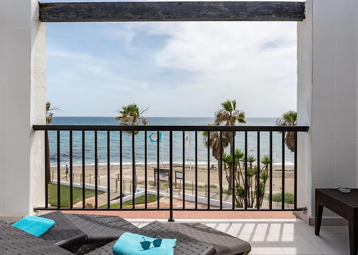 Sea Front House Micaela G شقة ماربيا