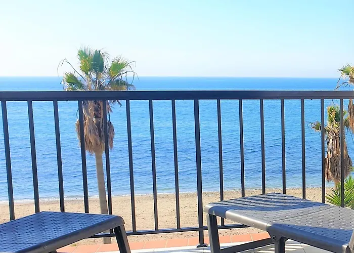 Sea Front House Micaela G شقة ماربيا